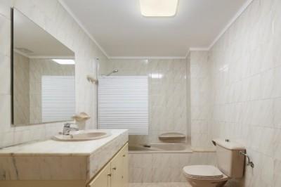 Bathroom (2)