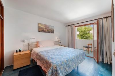 Bedroom (2)