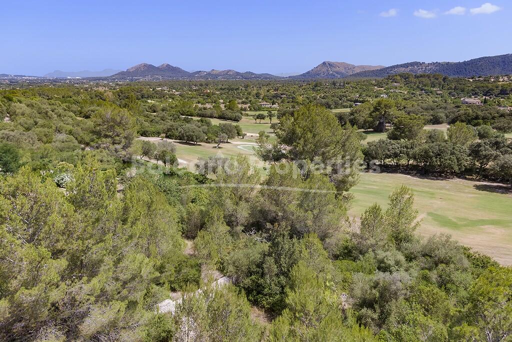 Unübersehbare Grundstücke zu verkaufen in Pollensa Golf, Mallorca
