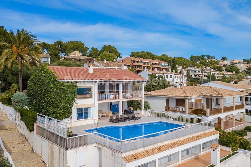 Frontline villa with holiday rental license for sale in Alcanada, Alcúdia, Mallorca