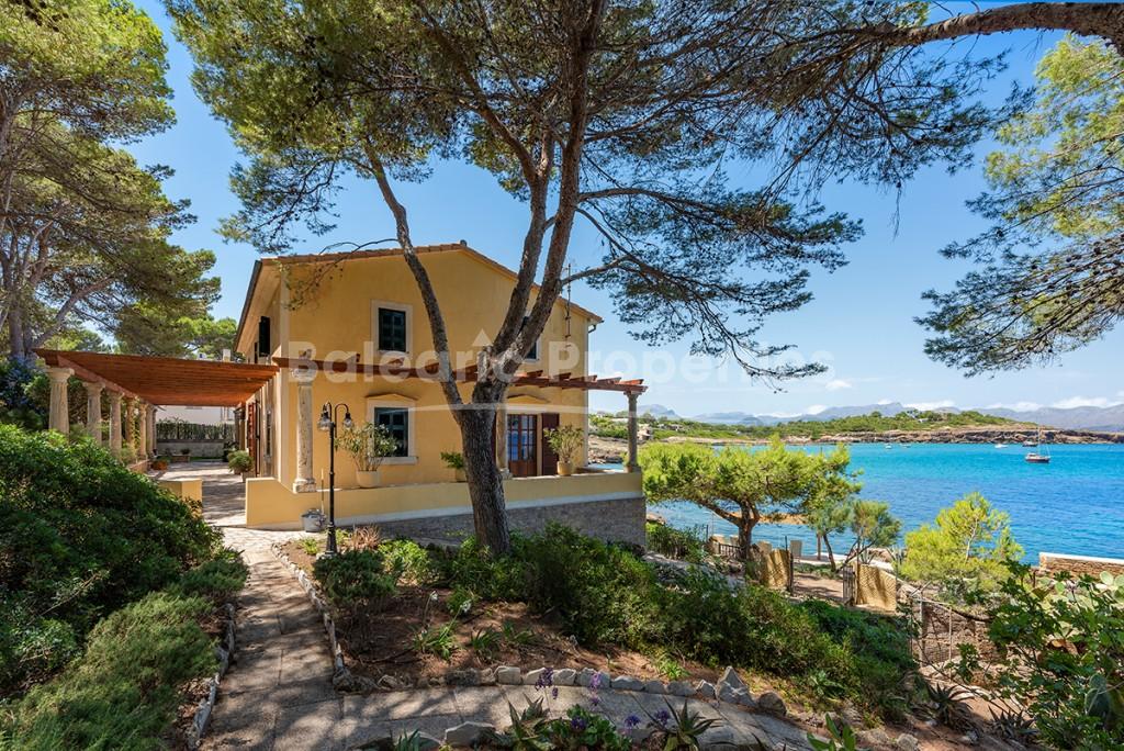 Luxurious frontline villa for sale in Bon Aire, Mallorca