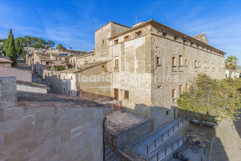 Traditional town house for sale in Pollensa, Mallorca