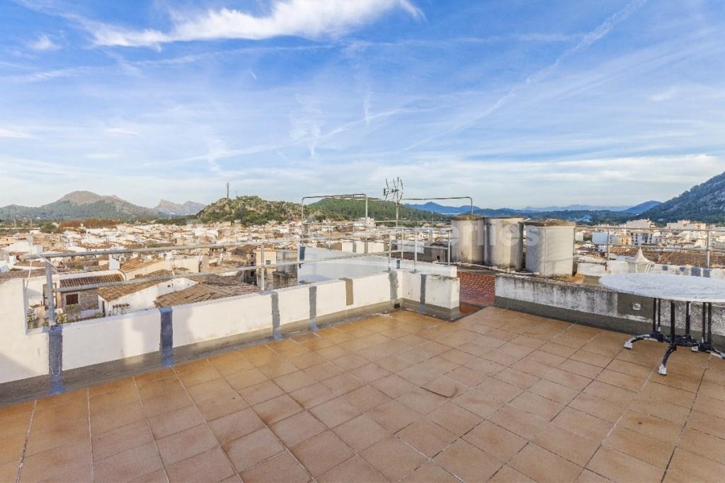 Town house to reform for sale in Pollensa, Mallorca