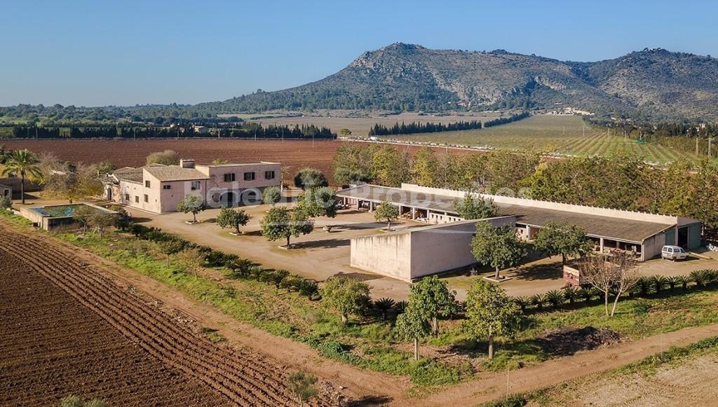 Enormous Mallorca country property with investment potential for sale in Llubí, Mallorca