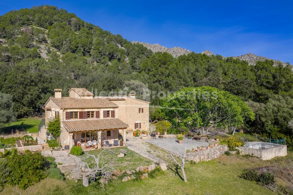 Country finca with fantastic views for sale in Pollensa, North Mallorca