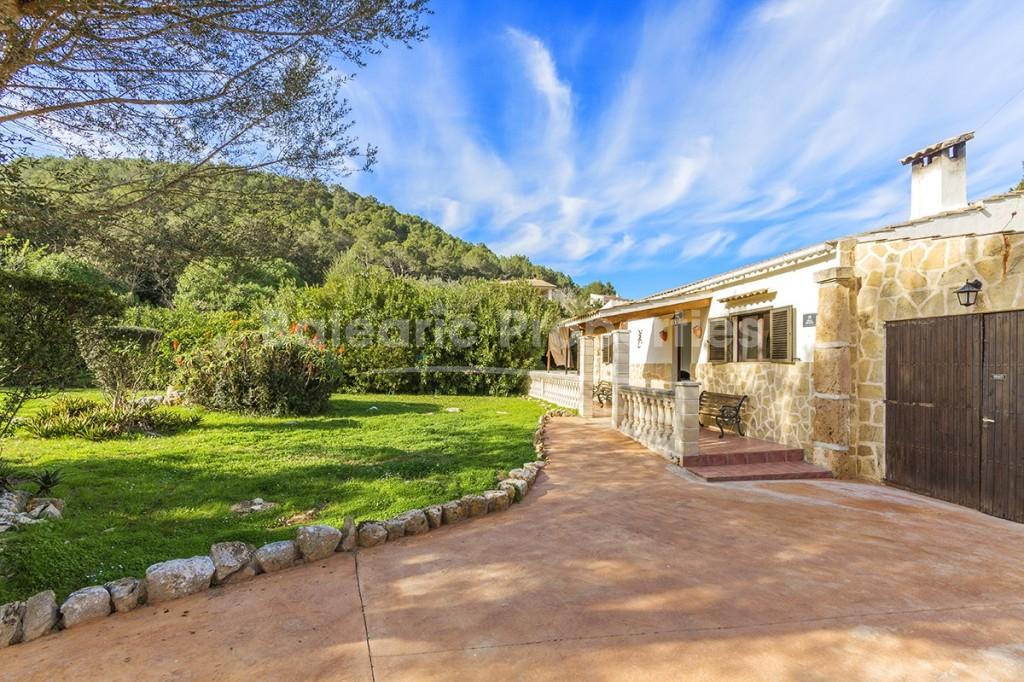 Three bedroom villa for sale in a quiet neighbourhood of Pollensa, Mallorca