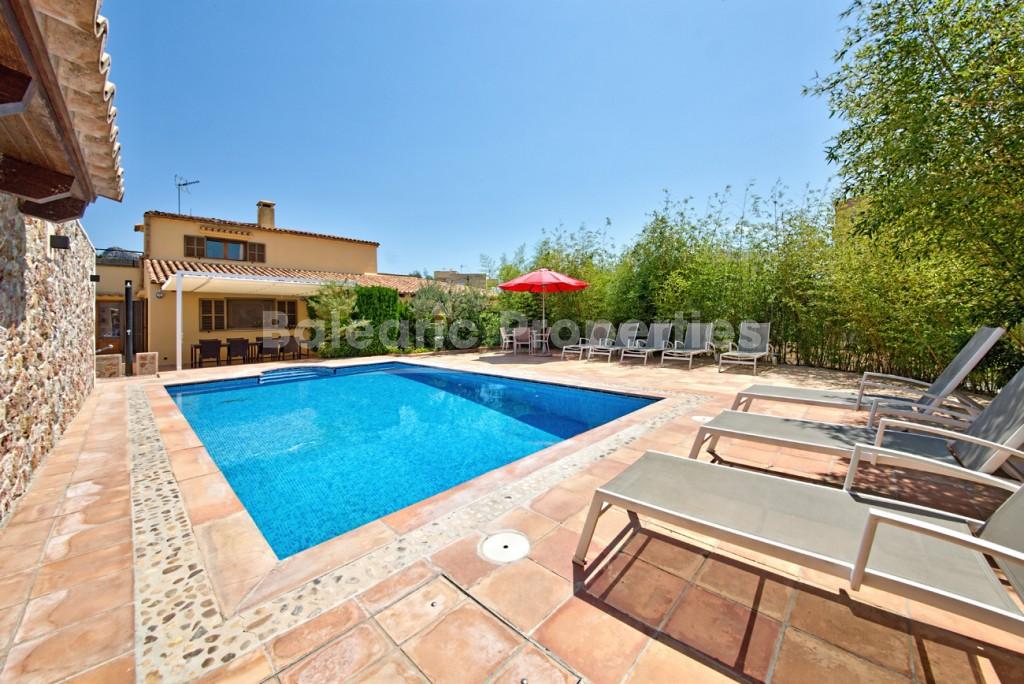Superb villa with private pool for sale in Puerto Pollensa, Mallorca