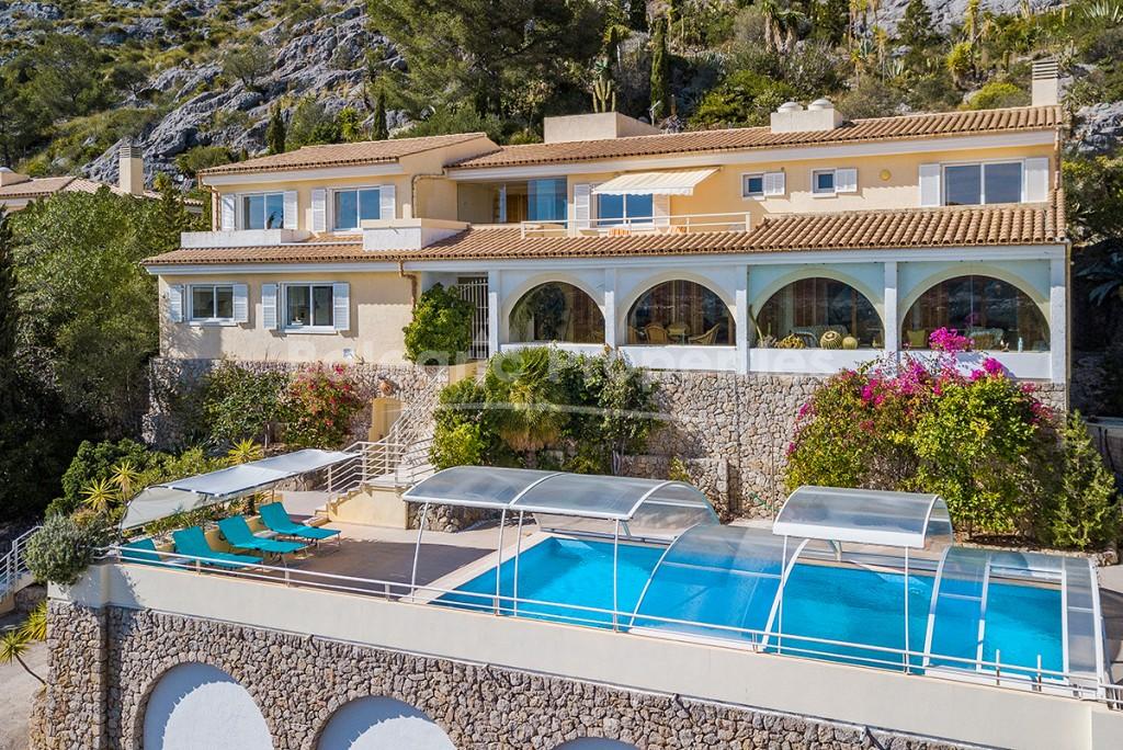 Villa exclusiva con increíbles vistas en venta en Pollensa, Mallorca