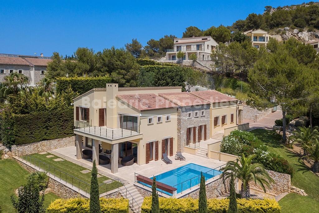 Magnificent villa with panoramic views for sale in Canyamel, Mallorca