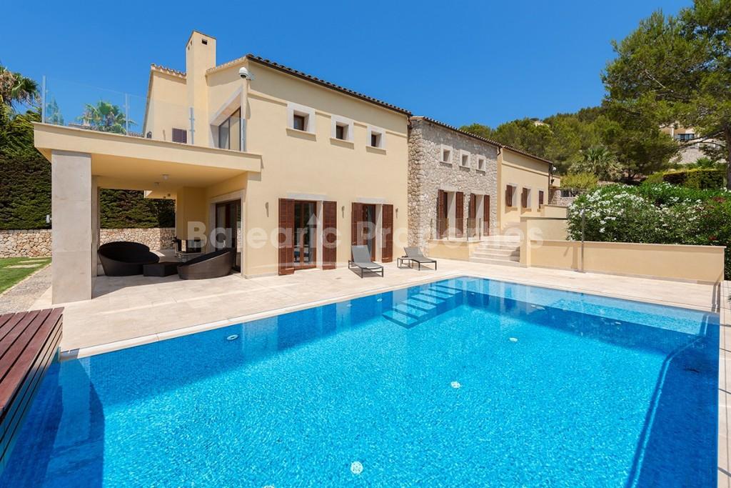 Magnífica villa con vistas panorámicas en venta en Canyamel, Mallorca