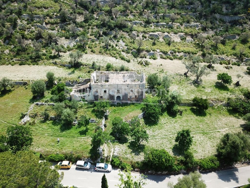 Romantica finca en la Serra de Tramontanana entre Alaro y Orient