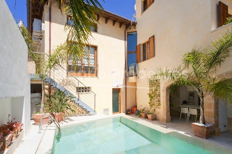 Casa excepcional a la venta en el centro de Pollença, Mallorca