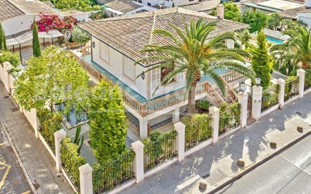 One of a kind town house for sale in Palma de Mallorca
