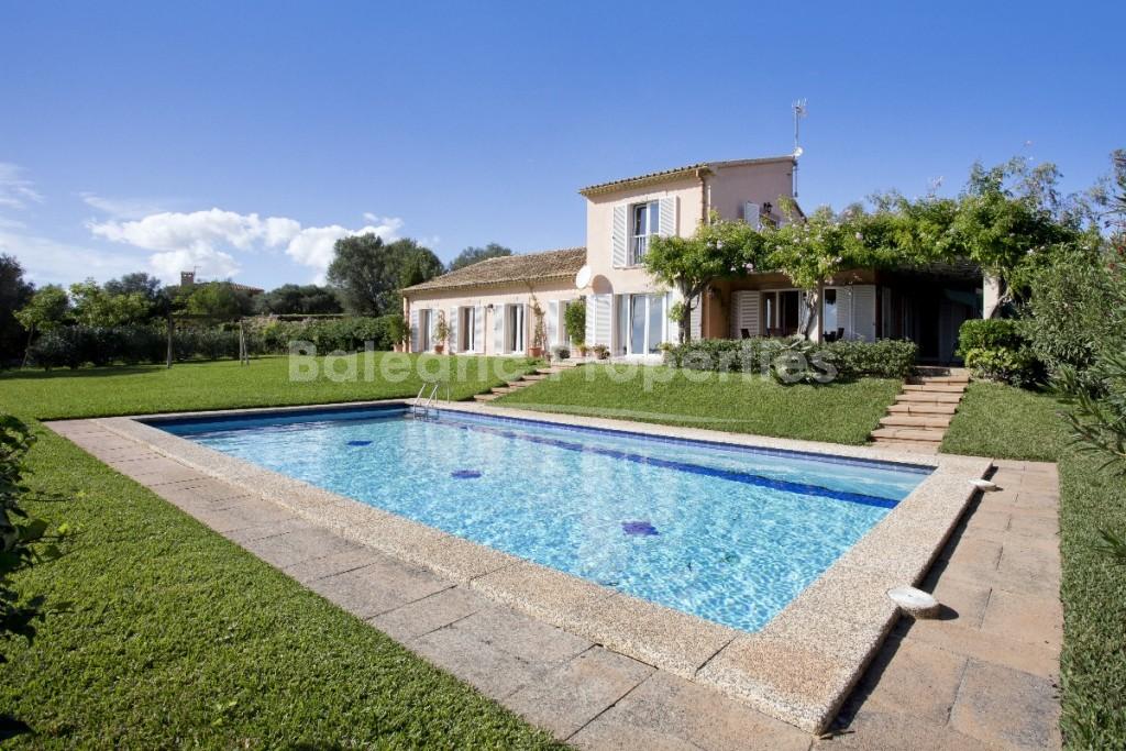 Attractive hillside villa for sale near the golf course in Puntiró, Mallorca