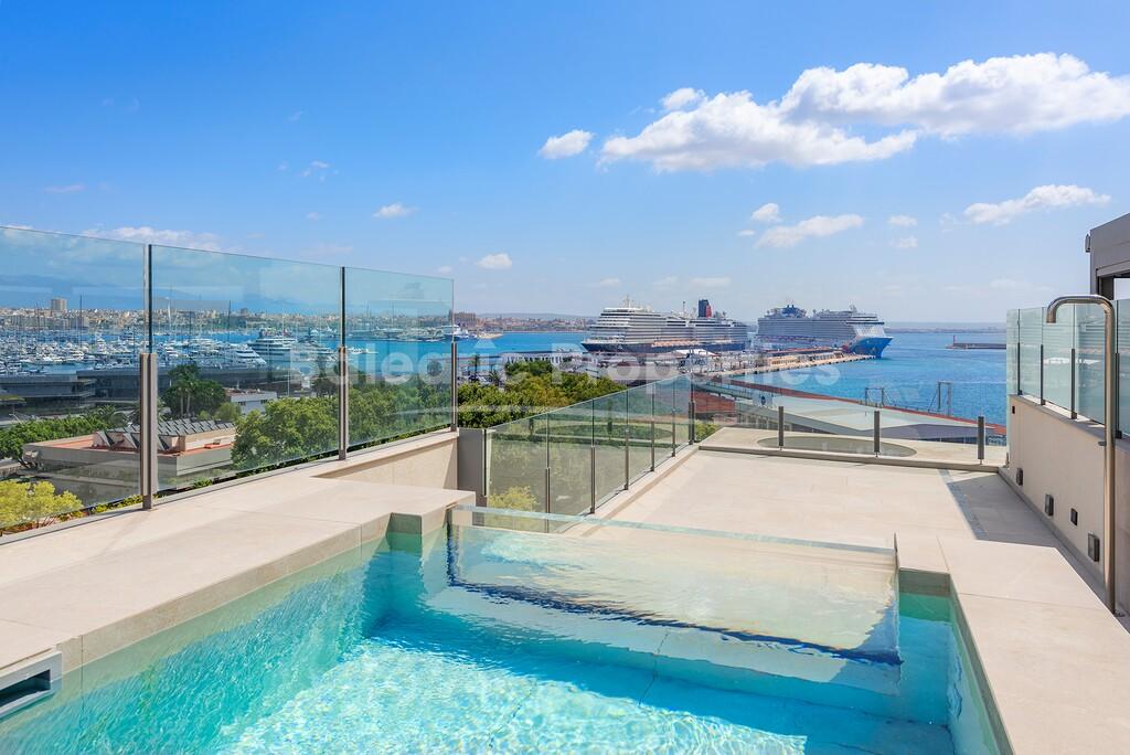 Luxury sea view penthouse for sale in Palma, Southwest Mallorca