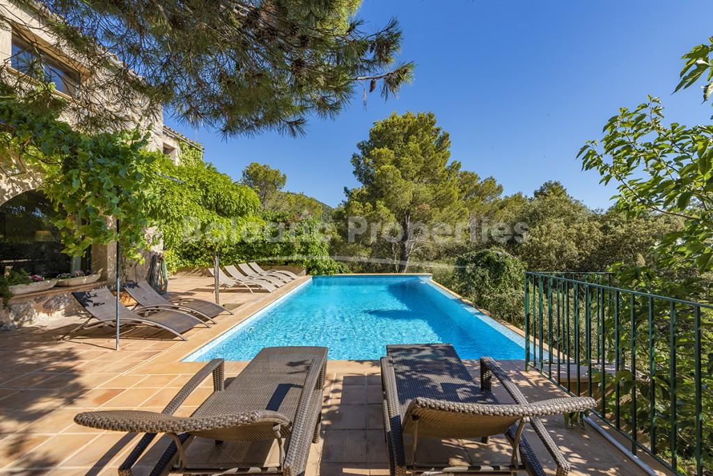 Picturesque stone villa with holiday license for sale in Valldemossa, Mallorca