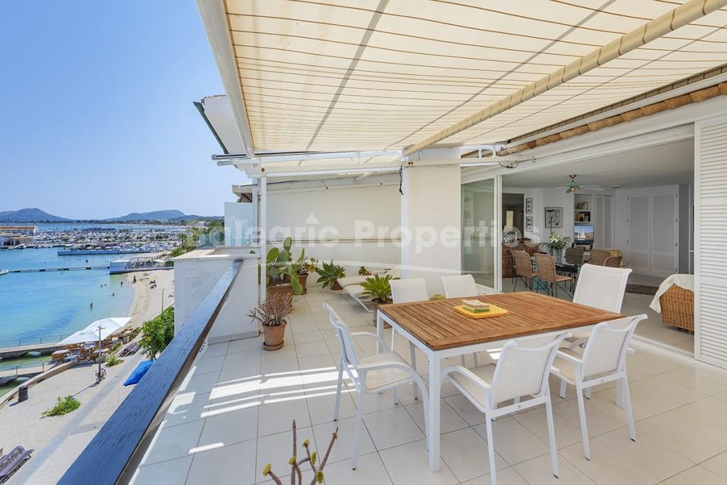 Unique front line penthouse apartment for sale in Puerto Pollensa, Mallorca 