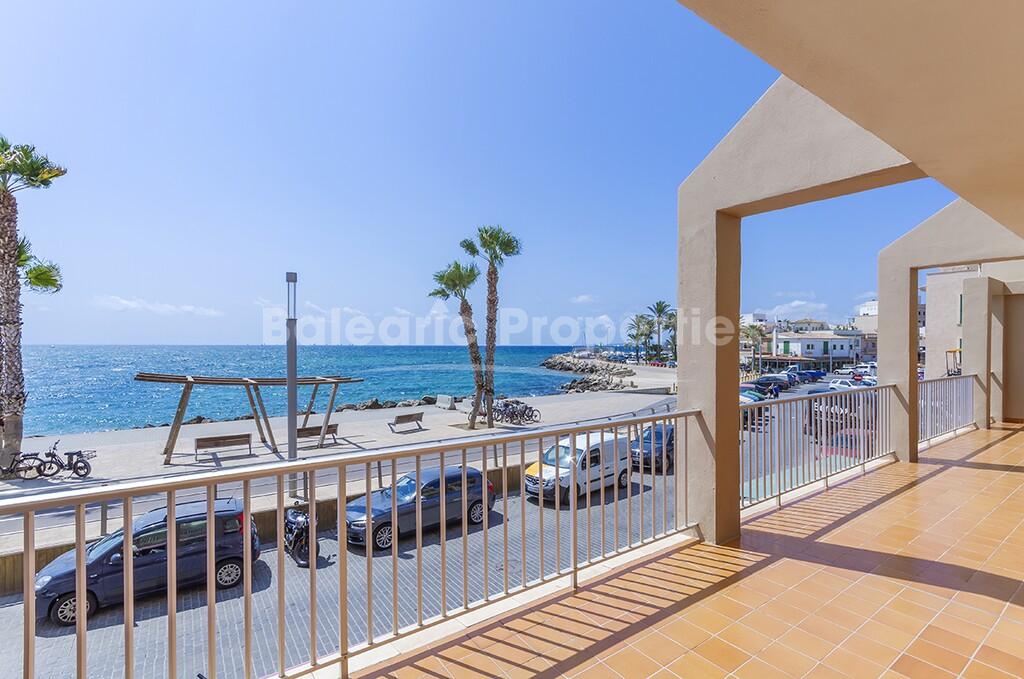 Wonderful seafront apartment for sale in Portixol, Palma, Mallorca