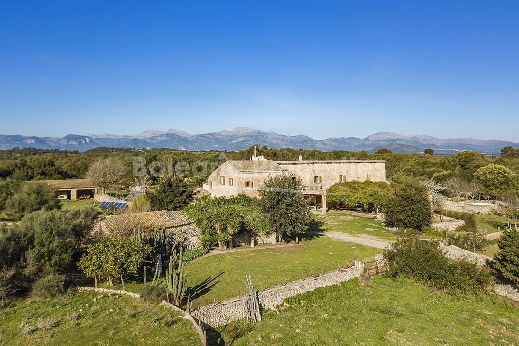 Wonderful country estate to reform for sale near Sineu, Mallorca
