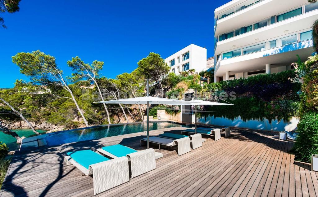 Lujosa Villa  con increíbles vistas y casa de invitados a la venta en Camp de Mar, Mallorca