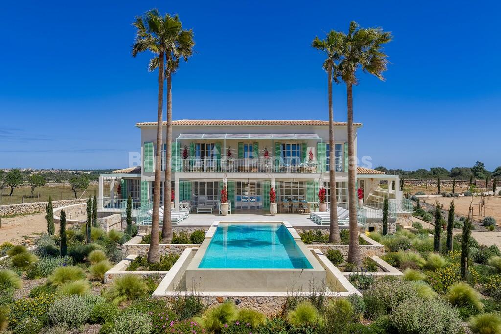Majestic country home with sea views for sale in Ses Salines, Mallorca