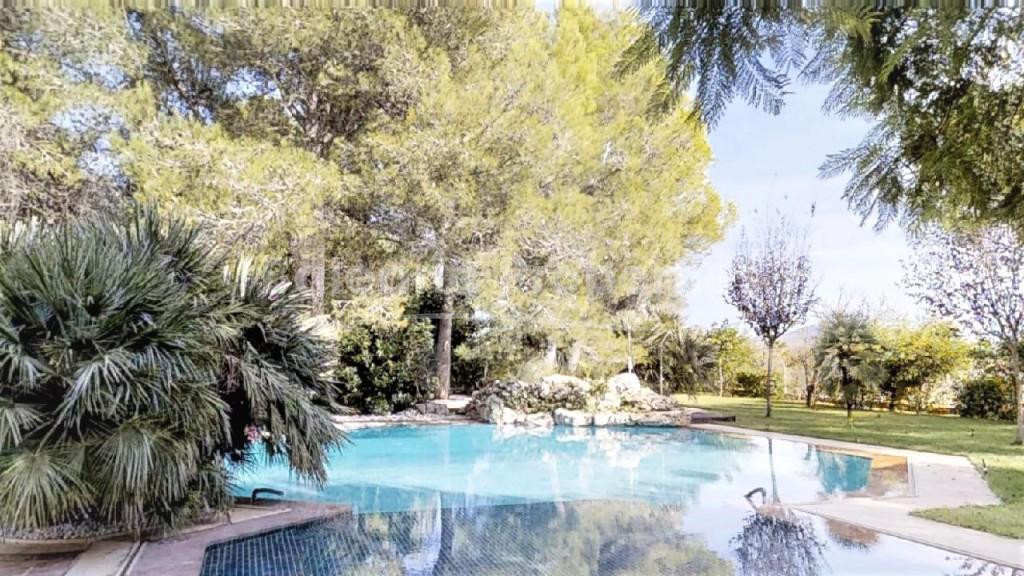 Mediterrane Finca mit Lizenz zur Ferienvermietung kaufen in Felanitx, Mallorca