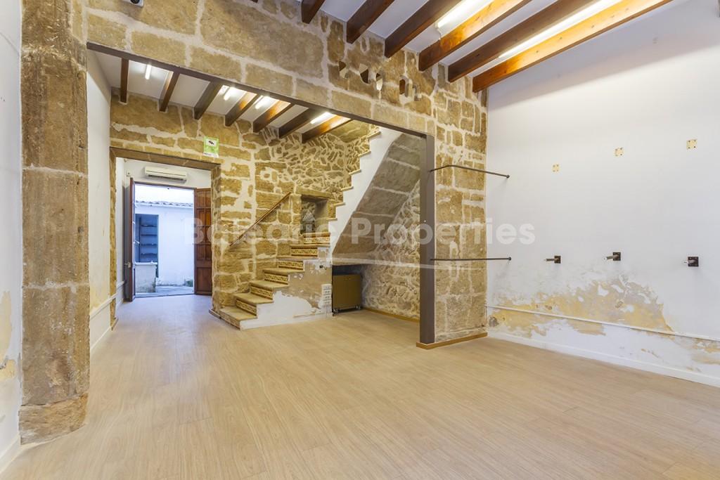 Village house to renovate for sale in the historic centre of Alcudia, Mallorca