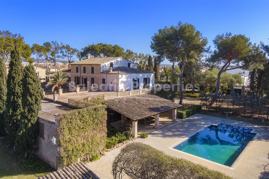 Impresionante mansión del siglo XIX con patio, en venta en Marratxi, Mallorca