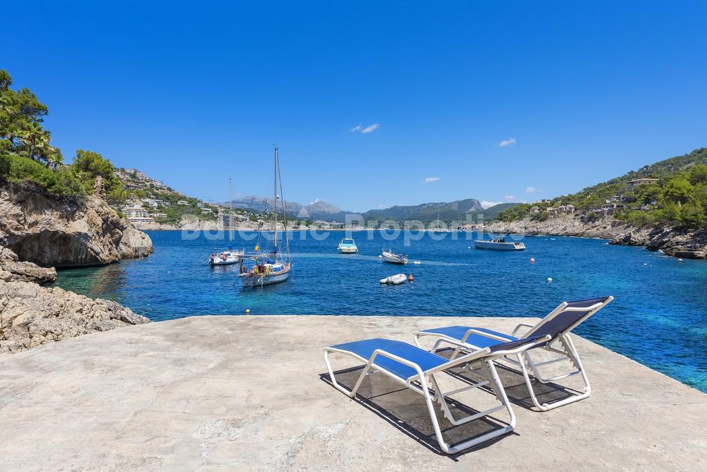 Stunning villa on the seafront with boathouse for sale in Puerto Andratx, Mallorca