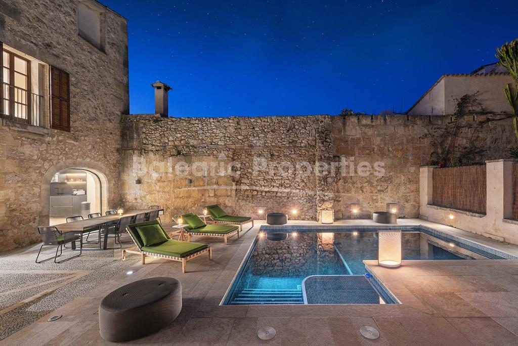Exclusive town house with pool for sale in Pollensa, Mallorca