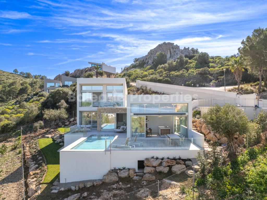 Newly-built modern villa with pool for sale in Bonaire, Alcúdia, Mallorca