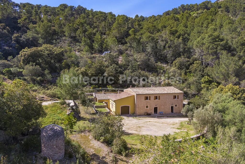 Rustic hillside finca, for sale in an idyllic area of Bunyola, Mallorca