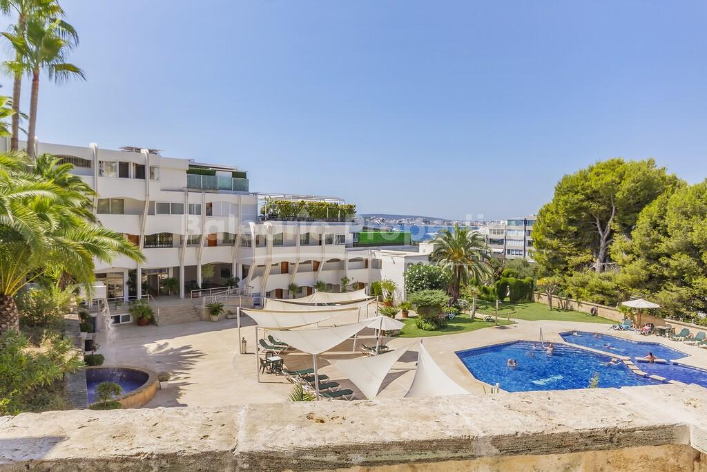 Sea view apartment for sale on an exclusive complex in Portals Nous, Mallorca