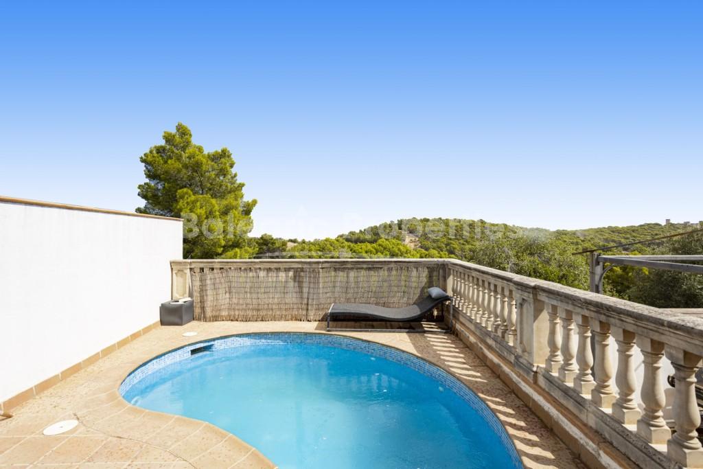 Semi-detached house with pool for sale on the outskirts of Palma, Mallorca