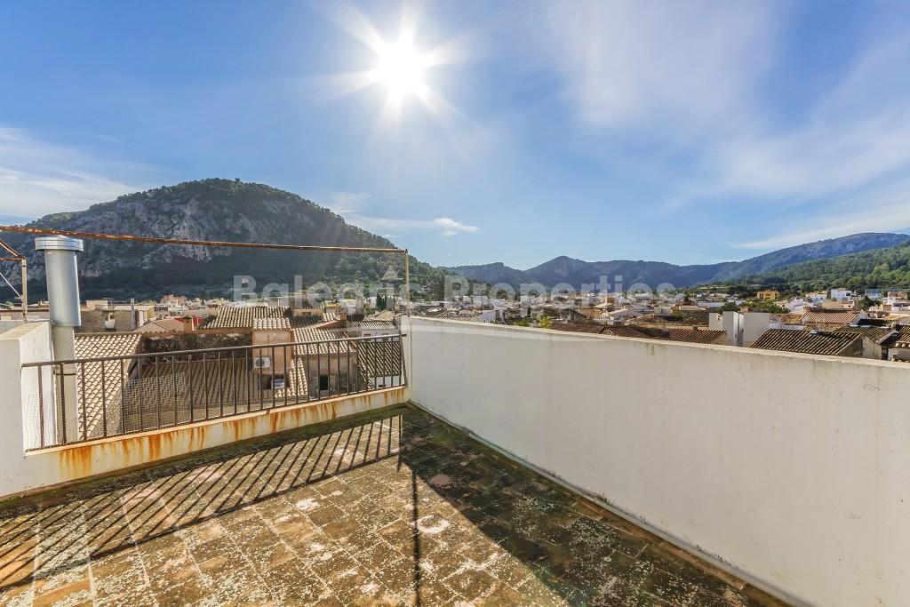 Penthouse with incredible views for sale in the centre of Pollensa, Mallorca