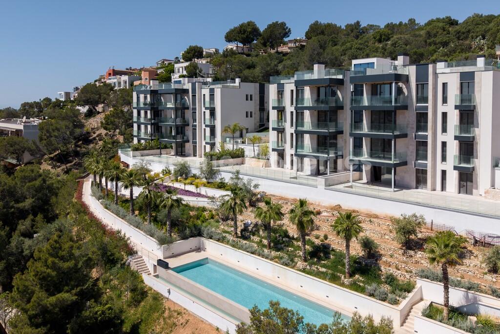 Second floor luxury apartment for sale in Santa Ponsa, Mallorca