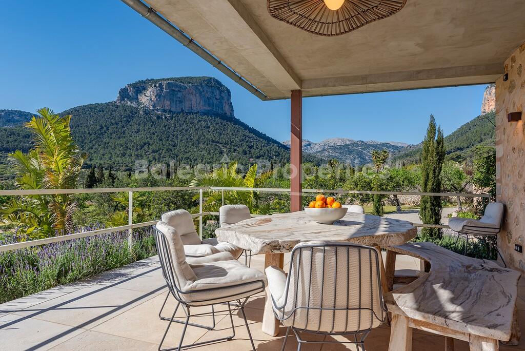 Moderne Finca mit Pool und Panoramablick auf die Berge kaufen in Alaró, Mallorca