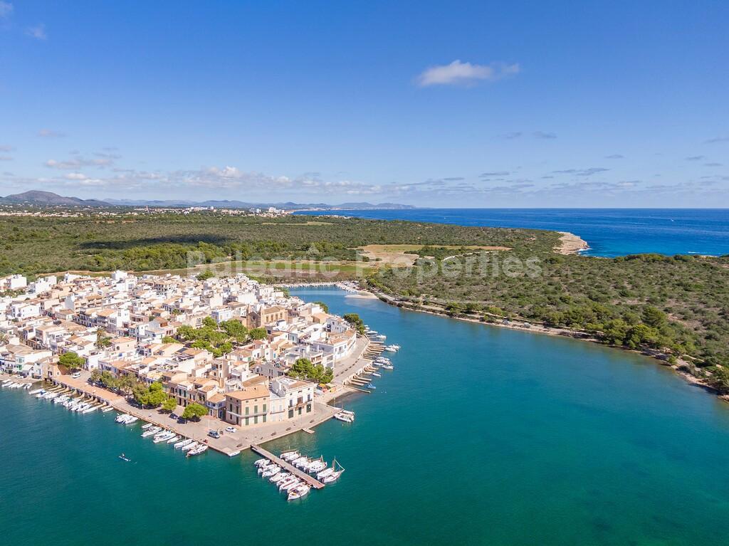 Villas de lujo en complejo exclusivo en venta en Porto Colom, sureste de Mallorca