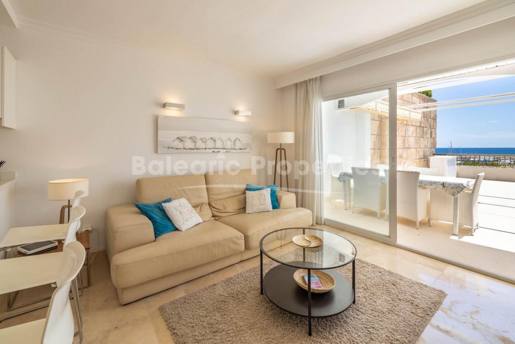 Apartamento reformado en venta con vistas al puerto en Puerto Nous, Mallorca