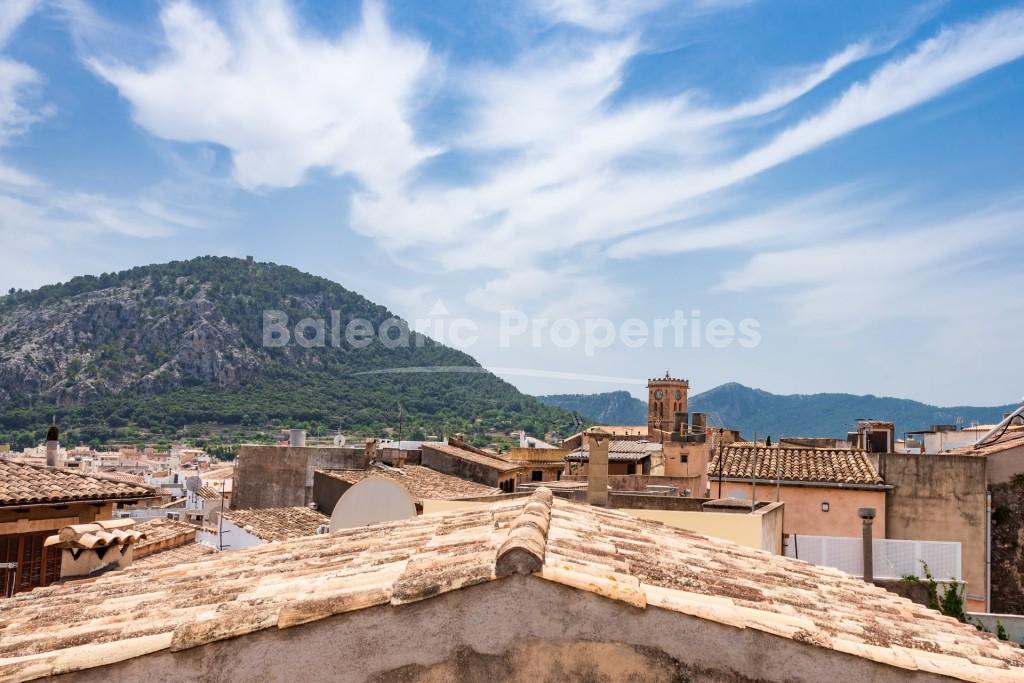 Charming townhouse with endless potential for sale in Pollensa, Mallorca