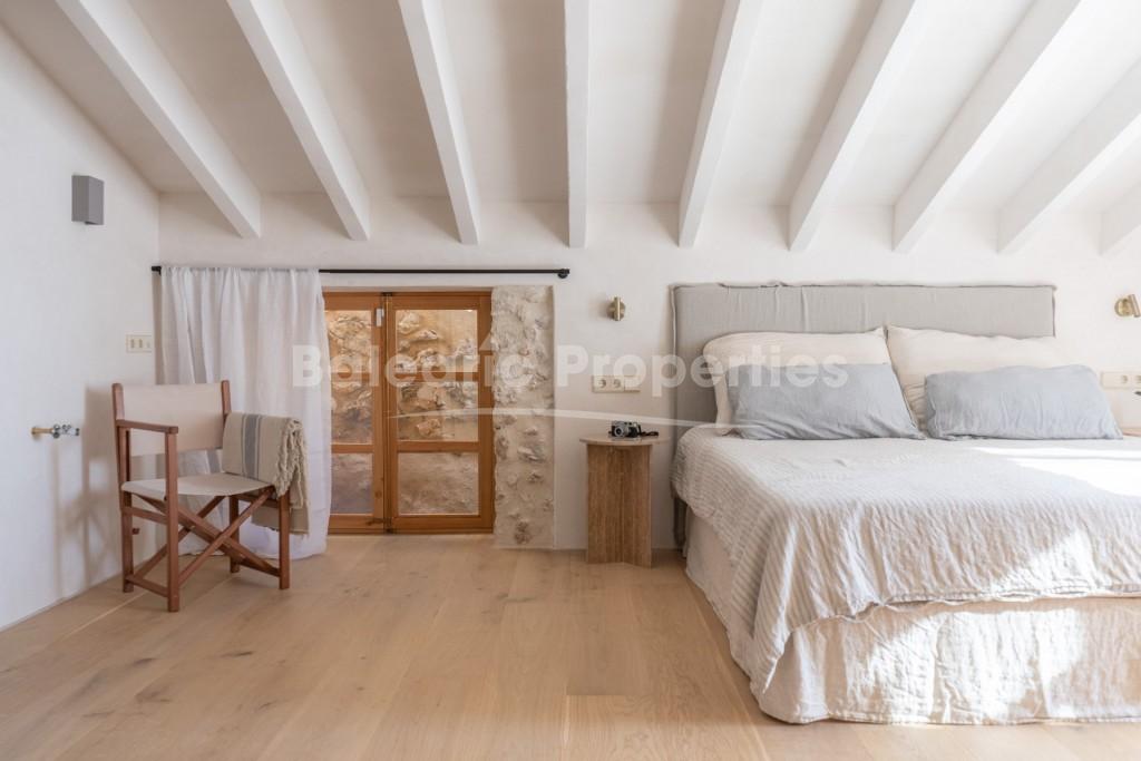 Elegantly renovated village house with pool for sale in Caimari, Mallorca