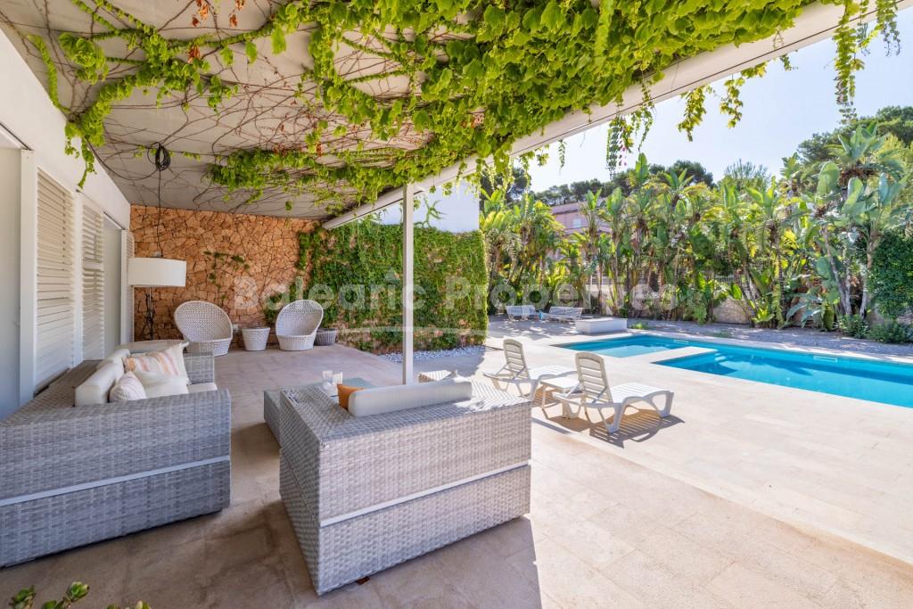 Modern villa with pool for sale near the beach in Palma, Mallorca
