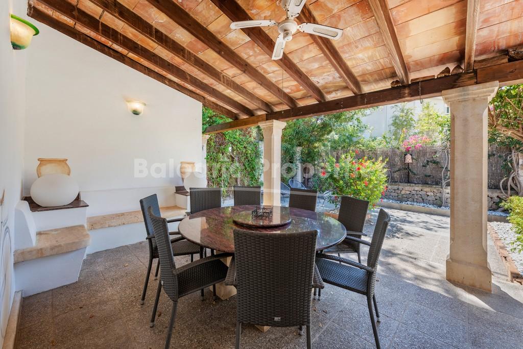 Perfectly located villa for sale in Puerto Pollensa, Mallorca