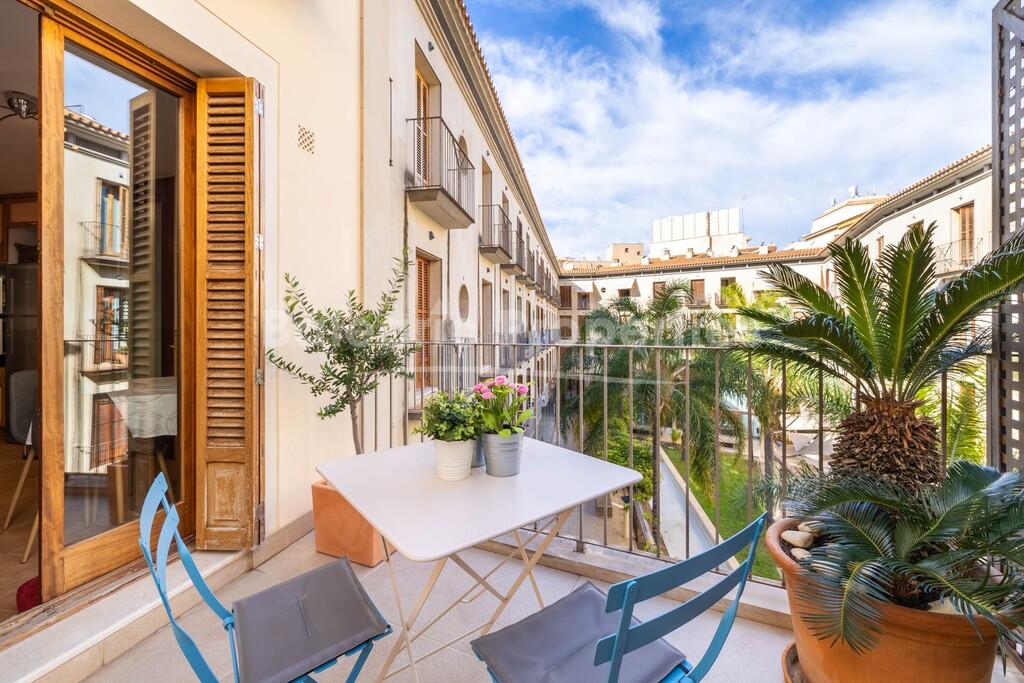 Elegant Apartment for Sale in Prime Central Palma, Mallorca