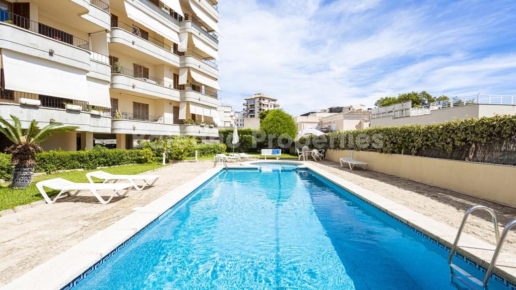 Sea view penthouse apartment for sale in Bonanova, Mallorca