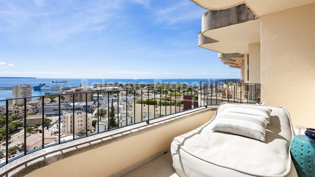 Sea view penthouse apartment for sale in Bonanova, Mallorca