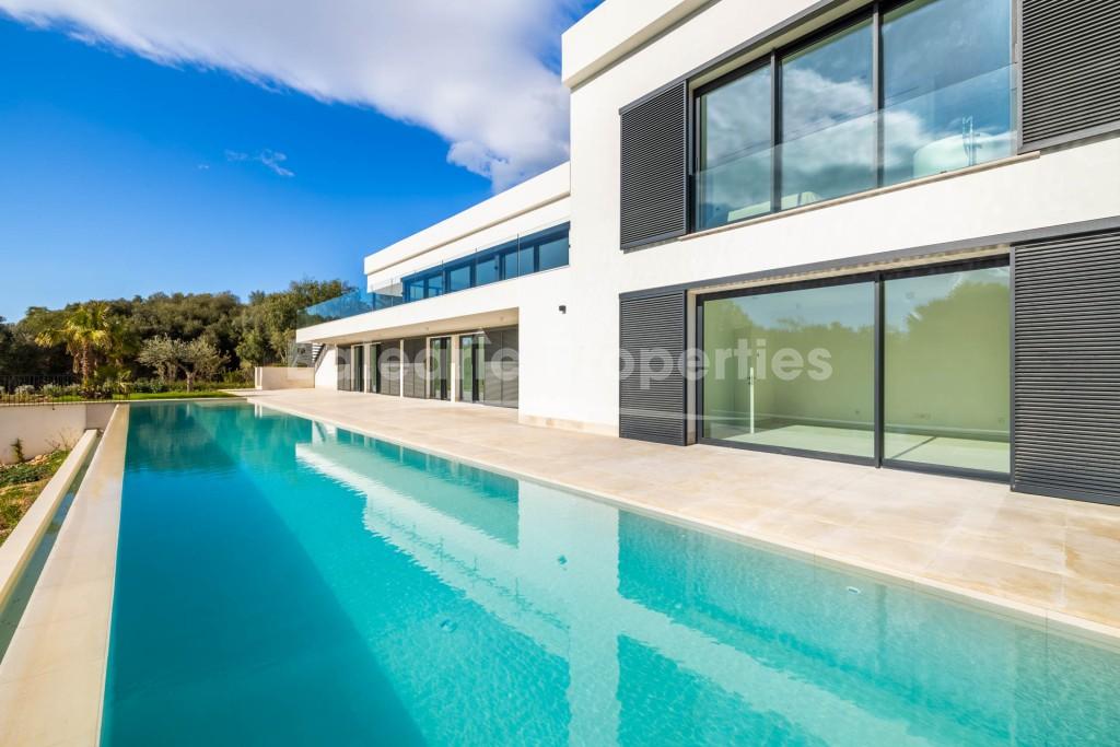 Stunning, newly built luxury villa for sale in Bonaire, Alcudia, Mallorca