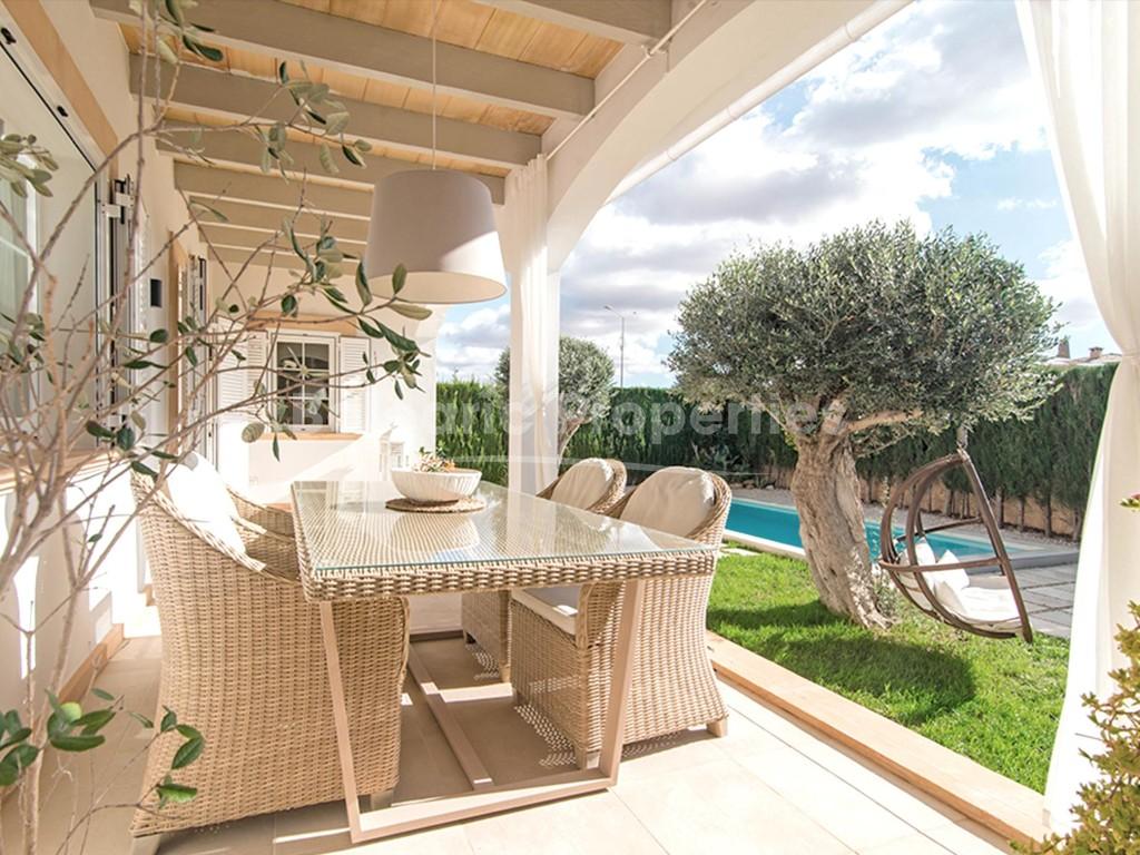 Mediterranean villa with pool for sale in Llucmajor, Mallorca