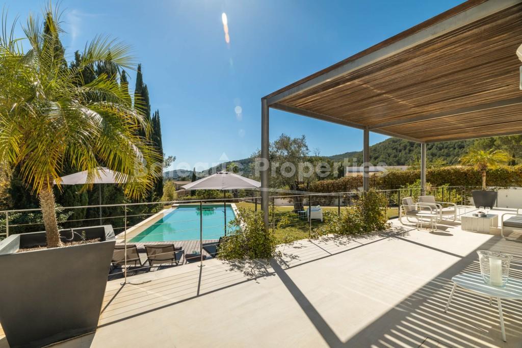 Charming villa with holiday license for sale near Pollensa, Mallorca