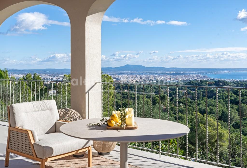 Renovated traditional villa with spectacular sea views for sale in Son Vida, Mallorca